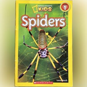 60% OFF BUNDLE DEAL🎉 National Geographic Kids Spiders Book